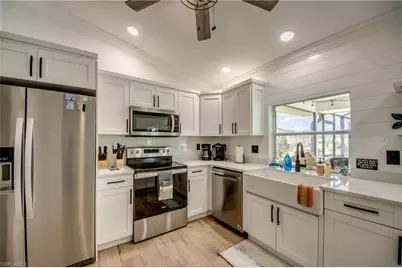 1728 SW 15th St, Cape Coral, FL 33991 - Photo 16