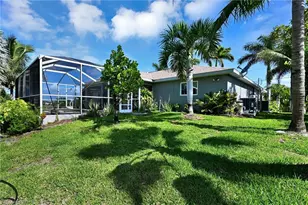 2000 NW 4th St, Cape Coral, FL 33993 - Photo 6