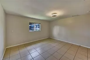 2000 NW 4th St, Cape Coral, FL 33993 - Photo 30