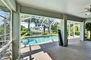 2000 NW 4th St, Cape Coral, FL 33993 - Photo 12