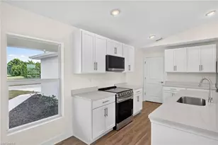 105 NW 9th Terrace, Cape Coral, FL 33993 - Photo 2