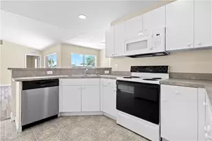 1124 Diplomat Pkwy W, Cape Coral, FL 33993 - Photo 14