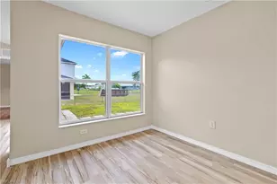 1124 Diplomat Pkwy W, Cape Coral, FL 33993 - Photo 10