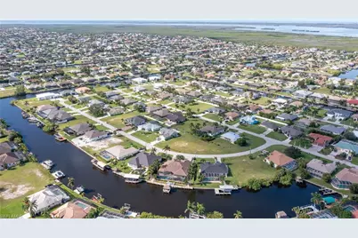 3330 SW 25th Ct, Cape Coral, FL 33914 - Photo 6