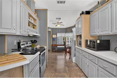 14505 Nathan Hale Ln #475, North Fort Myers, FL 33917 - Photo 10