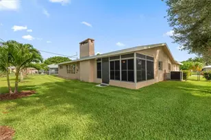 1442 Woodwind Ct, Fort Myers, FL 33919 - Photo 36