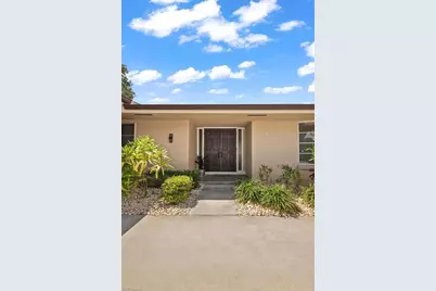 1442 Woodwind Ct, Fort Myers, FL 33919 - Photo 4