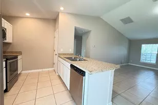 1727 NW 15th St, Cape Coral, FL 33993 - Photo 4