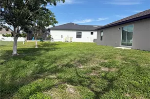 1727 NW 15th St, Cape Coral, FL 33993 - Photo 18