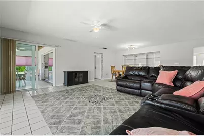 4402 SE 1st Pl, Cape Coral, FL 33904 - Photo 14