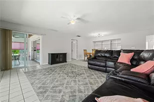 4402 SE 1st Pl, Cape Coral, FL 33904 - Photo 14