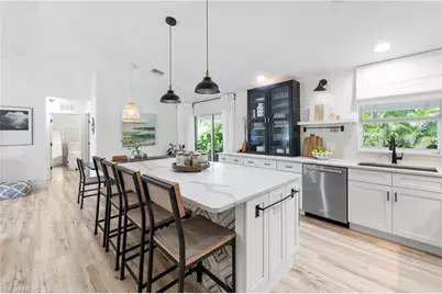 1658 Passaic Ave, Fort Myers, FL 33901 - Photo 2