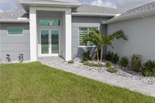3114 Chiquita Blvd N, Cape Coral, FL 33993 - Photo 6