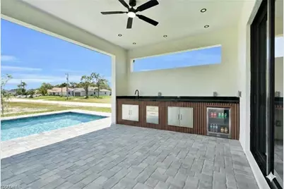 3916 NE 17th Ave, Cape Coral, FL 33909 - Photo 4