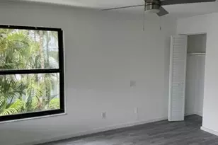 215 Albatross St, Fort Myers Beach, FL 33931 - Photo 8
