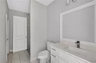 4304 Jacaranda Pkwy W, Cape Coral, FL 33993 - Photo 38