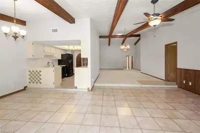 20014 Lake Vista Cir, Lehigh Acres, FL 33936 - Photo 10