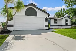 2931 SW 11th Ct, Cape Coral, FL 33914 - Photo 4
