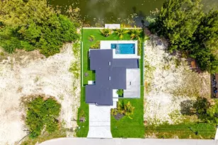 1419 SW 15th Terrace, Cape Coral, FL 33991 - Photo 6
