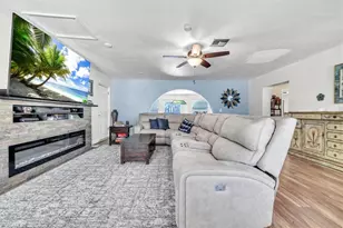 1655 Daniels Dr, North Fort Myers, FL 33917 - Photo 6