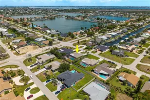805 SW 52nd St, Cape Coral, FL 33914 - Photo 50