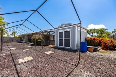 805 SW 52nd St, Cape Coral, FL 33914 - Photo 44