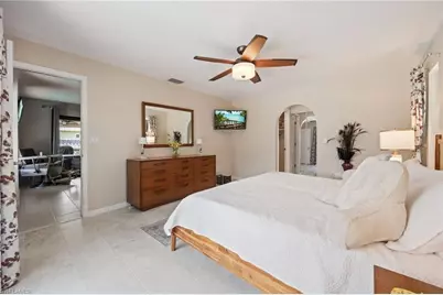 805 SW 52nd St, Cape Coral, FL 33914 - Photo 28