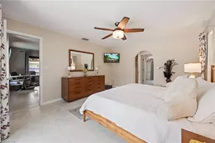 805 SW 52nd St, Cape Coral, FL 33914 - Photo 28