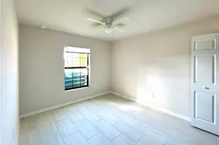 605 SE 14th St, Cape Coral, FL 33990 - Photo 10