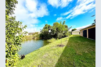 605 SE 14th St, Cape Coral, FL 33990 - Photo 4
