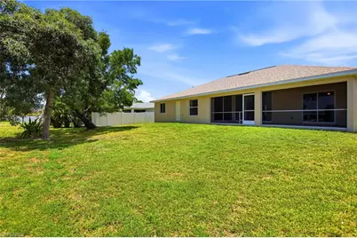 2600 SW 1st St, Cape Coral, FL 33991 - Photo 32