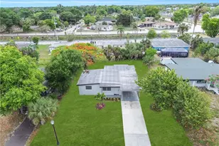 1527 Gardenia Ave, Fort Myers, FL 33916 - Photo 2