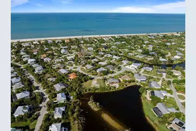572 Chert Ct, Sanibel, FL 33957 - Photo 8