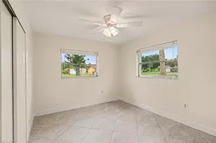 5403 Baylor Ln, Fort Myers, FL 33908 - Photo 8