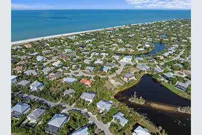 564 Chert Ct, Sanibel, FL 33957 - Photo 8