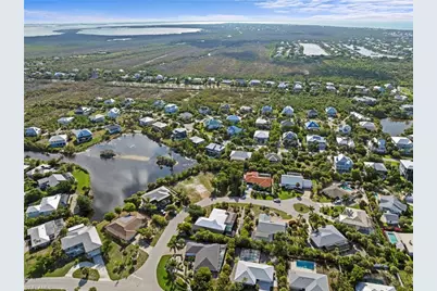 564 Chert Ct, Sanibel, FL 33957 - Photo 6
