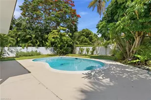 1358 Hopedale Dr, Fort Myers, FL 33919 - Photo 44
