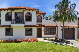 1358 Hopedale Dr, Fort Myers, FL 33919 - Photo 2