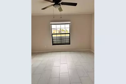 601 NE 11th Ter, Cape Coral, FL 33909 - Photo 4