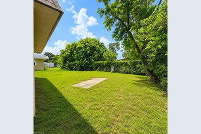 5469 6th Ave, Fort Myers, FL 33907 - Photo 8