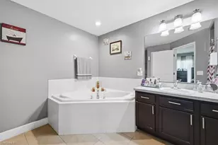 1902 NW 2nd Pl, Cape Coral, FL 33993 - Photo 18