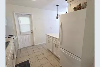 1 Dutch Iris Ln, Lehigh Acres, FL 33936 - Photo 4