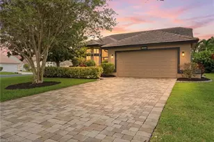 8185 Breton Cir, Fort Myers, FL 33912 - Photo 1