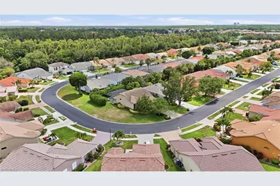 8185 Breton Cir, Fort Myers, FL 33912 - Photo 38