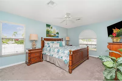 401 Donora Blvd, Fort Myers Beach, FL 33931 - Photo 16