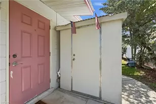 2498 Bayshore Dr, Matlacha, FL 33993 - Photo 18
