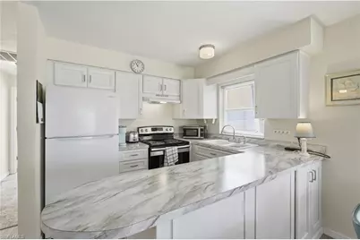 2498 Bayshore Dr, Matlacha, FL 33993 - Photo 22