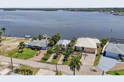 2498 Bayshore Dr, Matlacha, FL 33993 - Photo 36