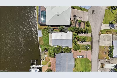 2498 Bayshore Dr, Matlacha, FL 33993 - Photo 28