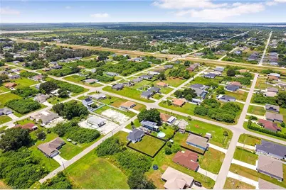 3006 39th St SW, Lehigh Acres, FL 33976 - Photo 34